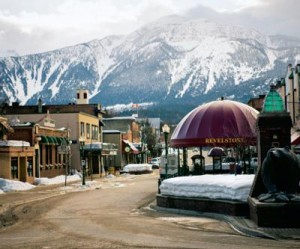 ski1008_revel_street