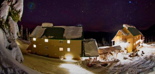 monashee powder lodge