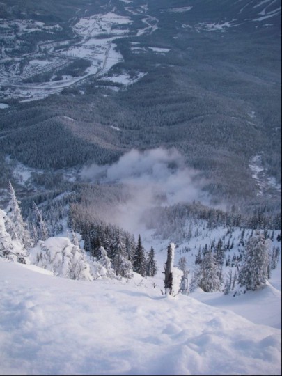 Mt Fernie Avalanche - Powder Canada