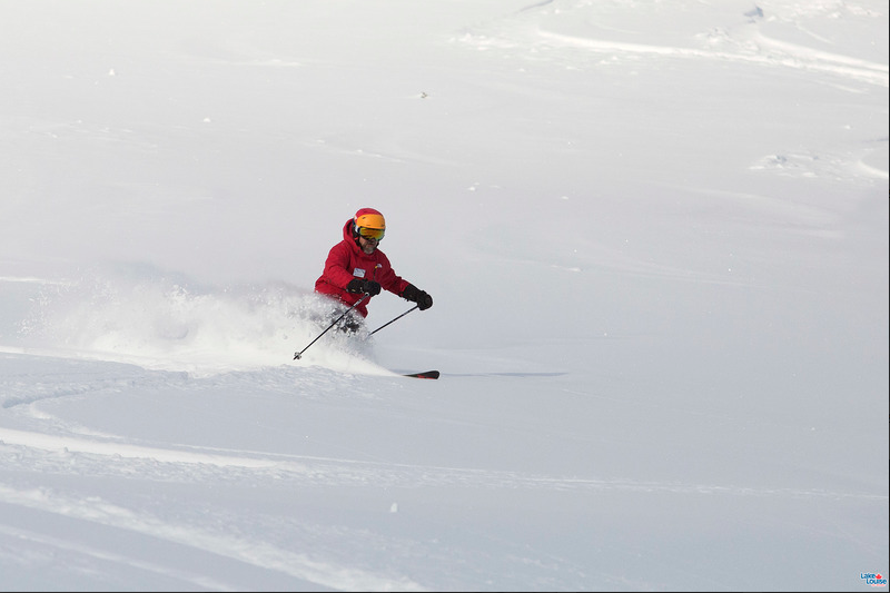 LAke Louise powder