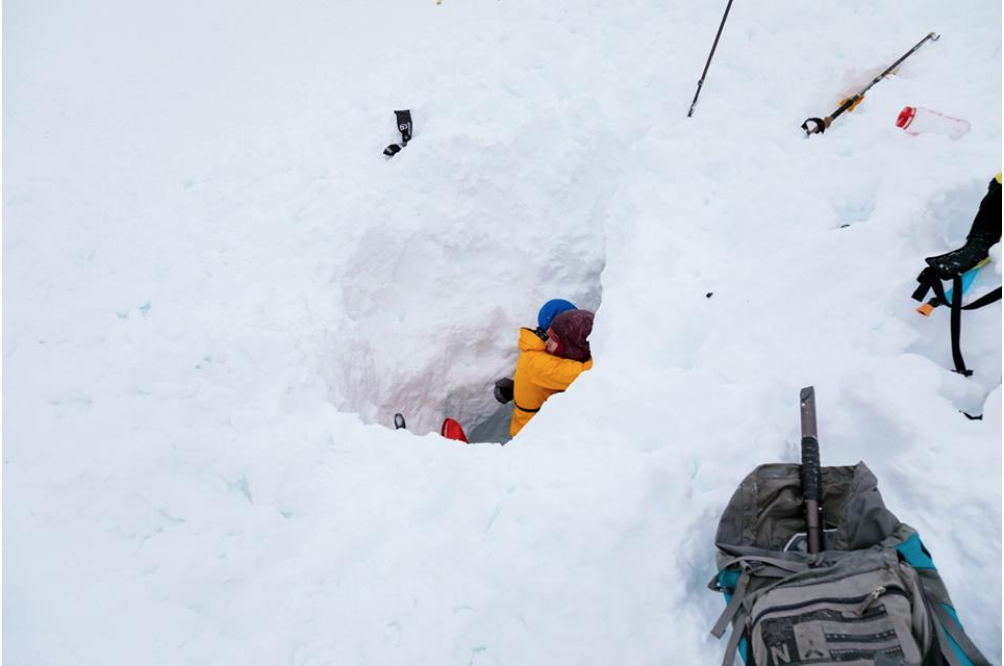 Breathe in Avalanche Burial for 90 Minutes More: Big Claim From
