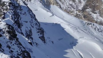 Avalanche Season Arrives: Fall Storms Bring Early Avalanche Activity